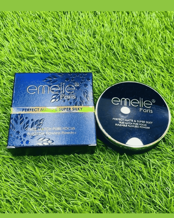 Emelie Paris Perfect Matte Super Silky Compact Powder